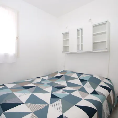 T2 A Avec Jardinet, Parking, Et Proche - Fr-1-309-260 * Banyuls-sur-Mer
