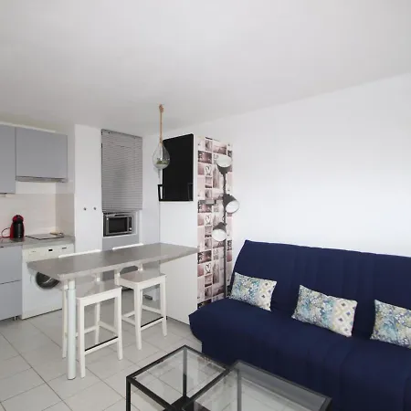 Apartamento T2 Avec Parking Et Jardin à 300 M De La - Fr-1-309-260 *