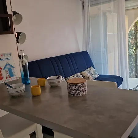 Apartamento T2 Avec Parking Et Jardin à 300 M De La - Fr-1-309-260