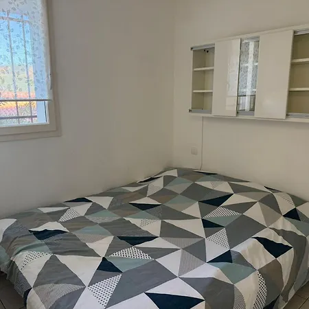 T2 Avec Parking Et Jardin à 300 M De La - Fr-1-309-260 Apartamento