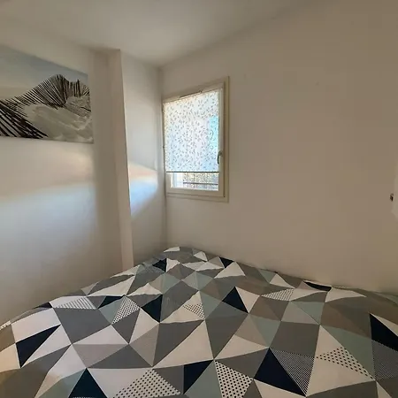Apartamento T2 Avec Parking Et Jardin à 300 M De La - Fr-1-309-260 *